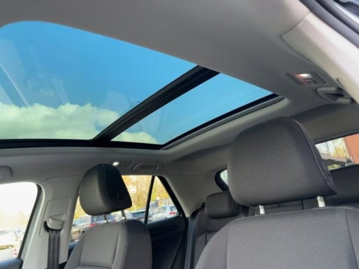 Volkswagen T-Roc 1.5 tsi R-Line dsg (7)