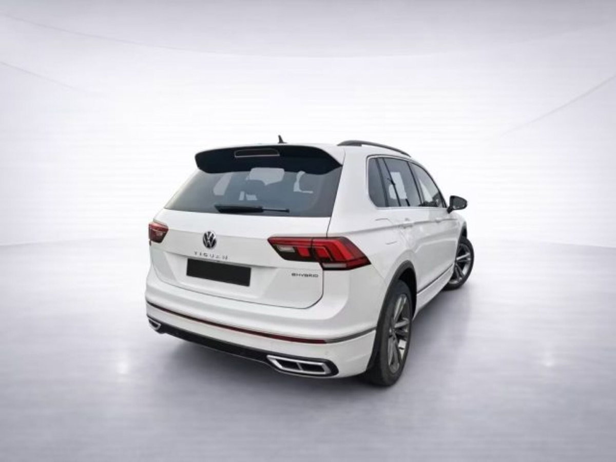 Volkswagen Tiguan 1.4 TSI eHYBRID DSG R-Line (2)