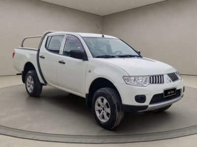 Mitsubishi L200 2.5 DI-D/136CV Double Cab Intense (7)
