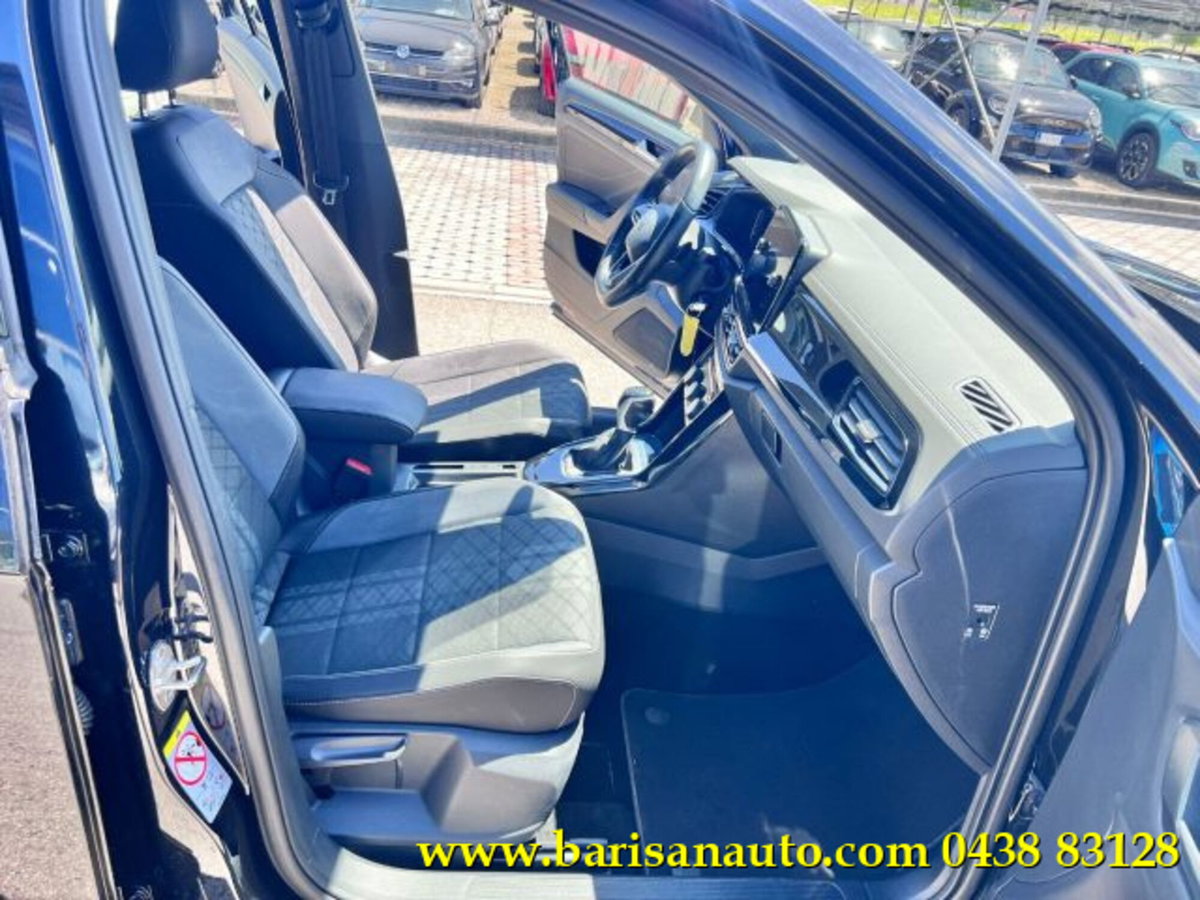 Volkswagen T-Roc 1.5 tsi R-Line dsg (6)