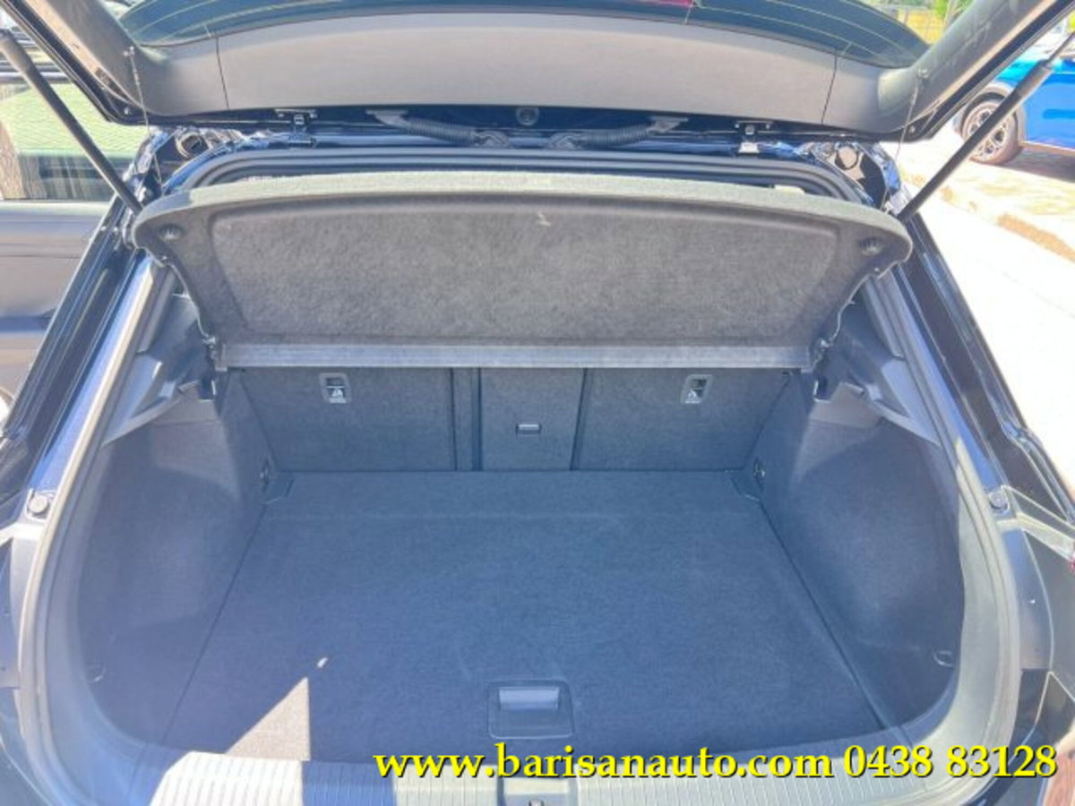 Volkswagen T-Roc 1.5 tsi R-Line dsg (8)