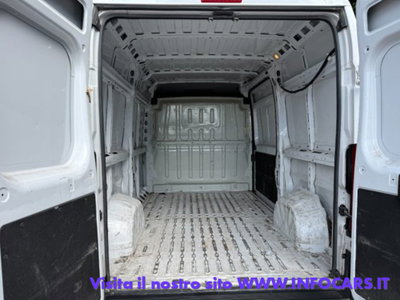 Citroen Jumper Furgone 35 BlueHDi 140 S&S PM-TM Furgone Vetrato (17)