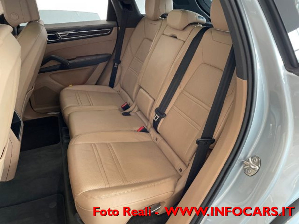 Porsche Cayenne 3.0 V6 (7)