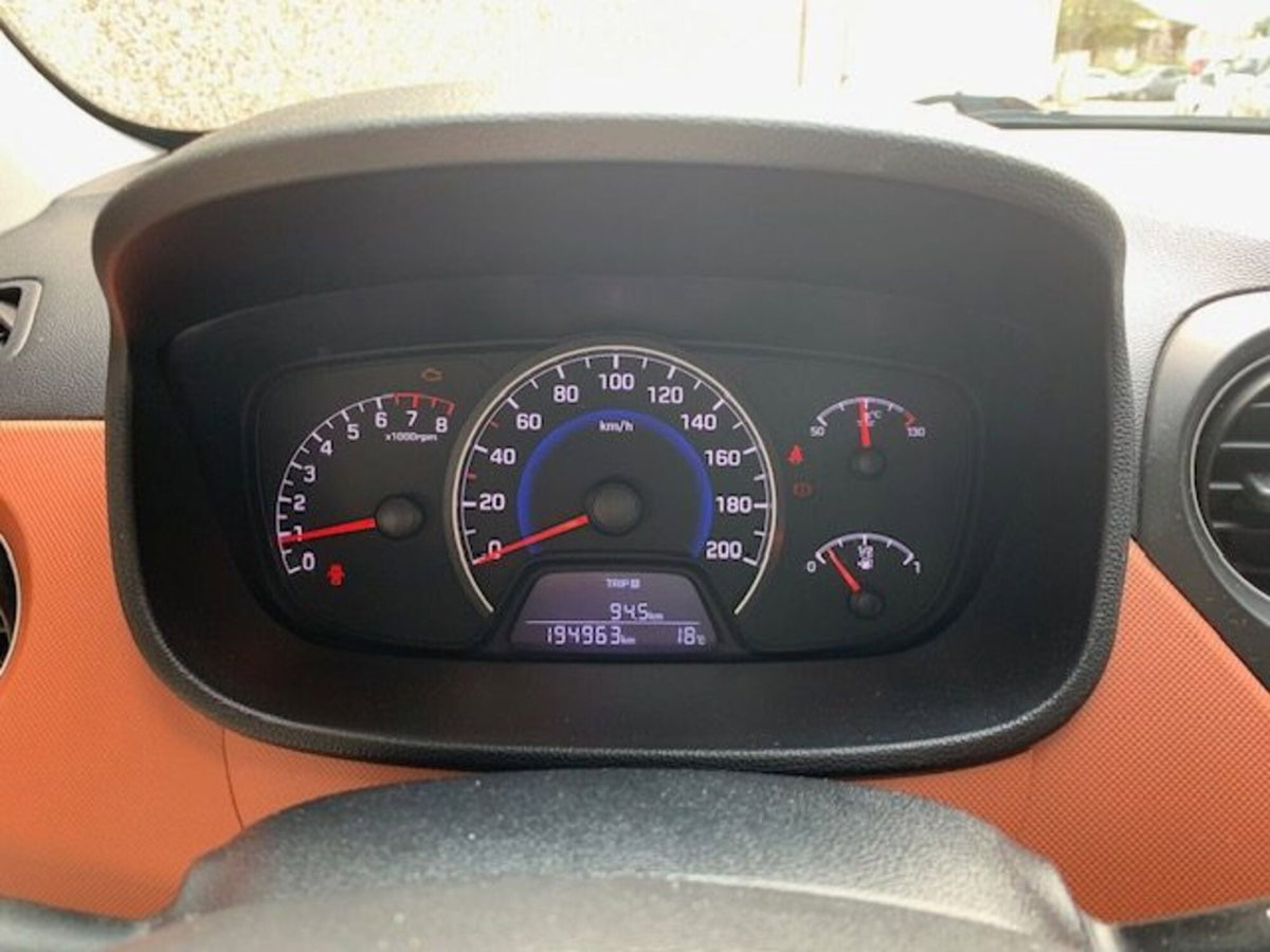 Hyundai i10 1.0 MPI Prime (8)