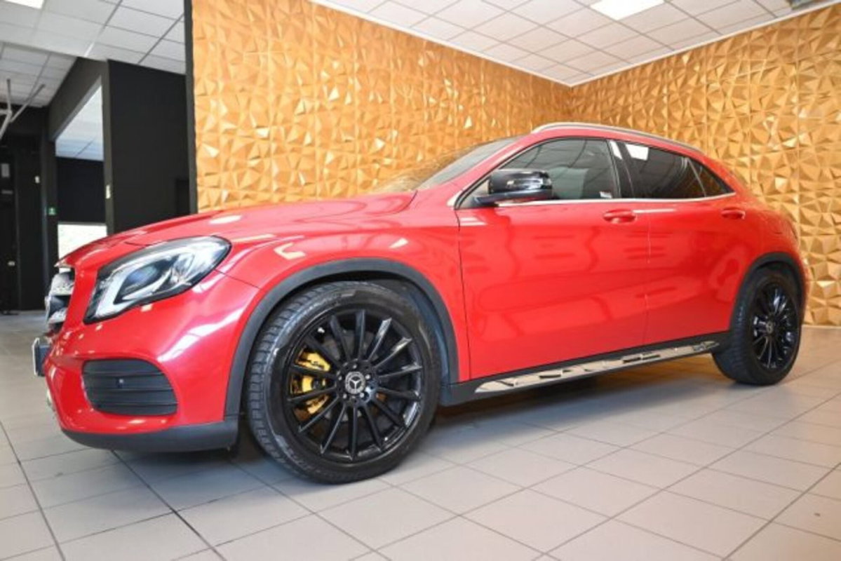 Mercedes-Benz GLA SUV 200 Premium (8)
