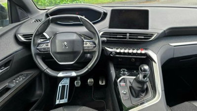 Peugeot 5008 BlueHDi 120 S&S EAT6 GT Line (17)