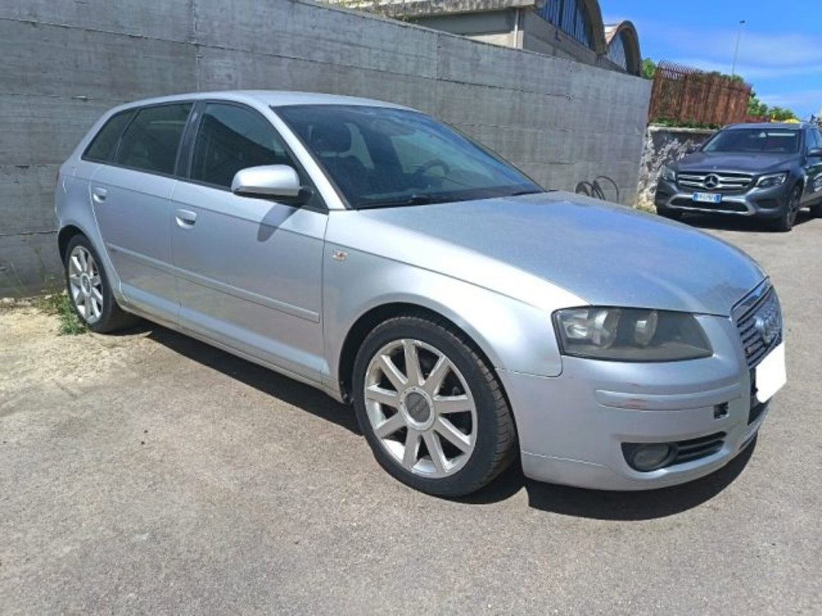 Audi A3 Sportback 2.0 TDI 170 CV F.AP. S tronic Attraction (2)