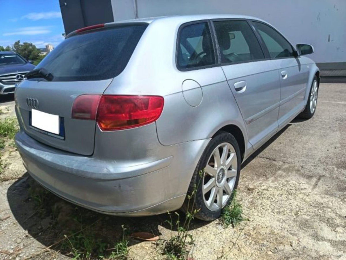 Audi A3 Sportback 2.0 TDI 170 CV F.AP. S tronic Attraction (6)