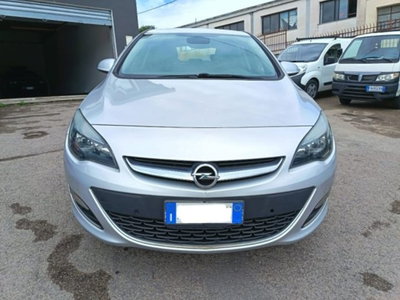 Opel Astra 1.4 Turbo 120CV 5 porte Cosmo (3)