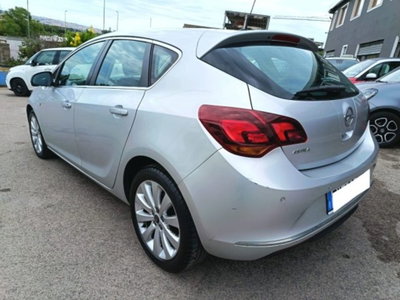 Opel Astra 1.4 Turbo 120CV 5 porte Cosmo (6)