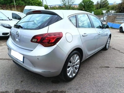 Opel Astra 1.4 Turbo 120CV 5 porte Cosmo (7)