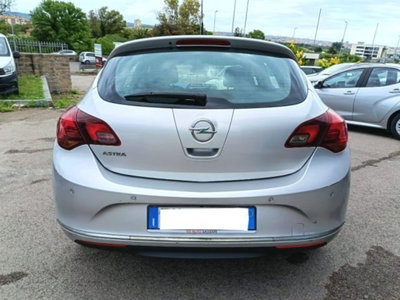 Opel Astra 1.4 Turbo 120CV 5 porte Cosmo (8)