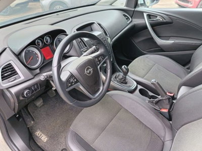 Opel Astra 1.4 Turbo 120CV 5 porte Cosmo (9)