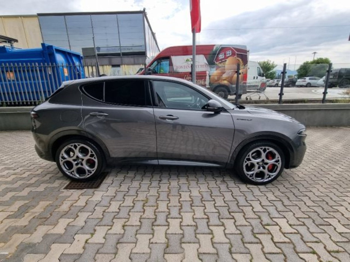 Alfa Romeo Tonale Tonale 1.5 130 CV MHEV TCT7 Edizione Speciale (7)