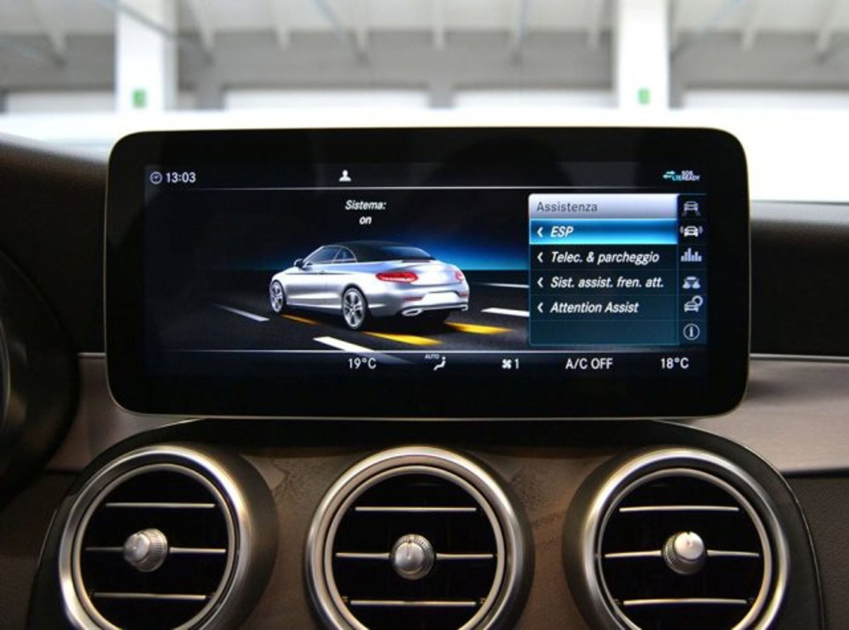 Mercedes-Benz Classe C Cabrio 180 Cabrio Premium (10)