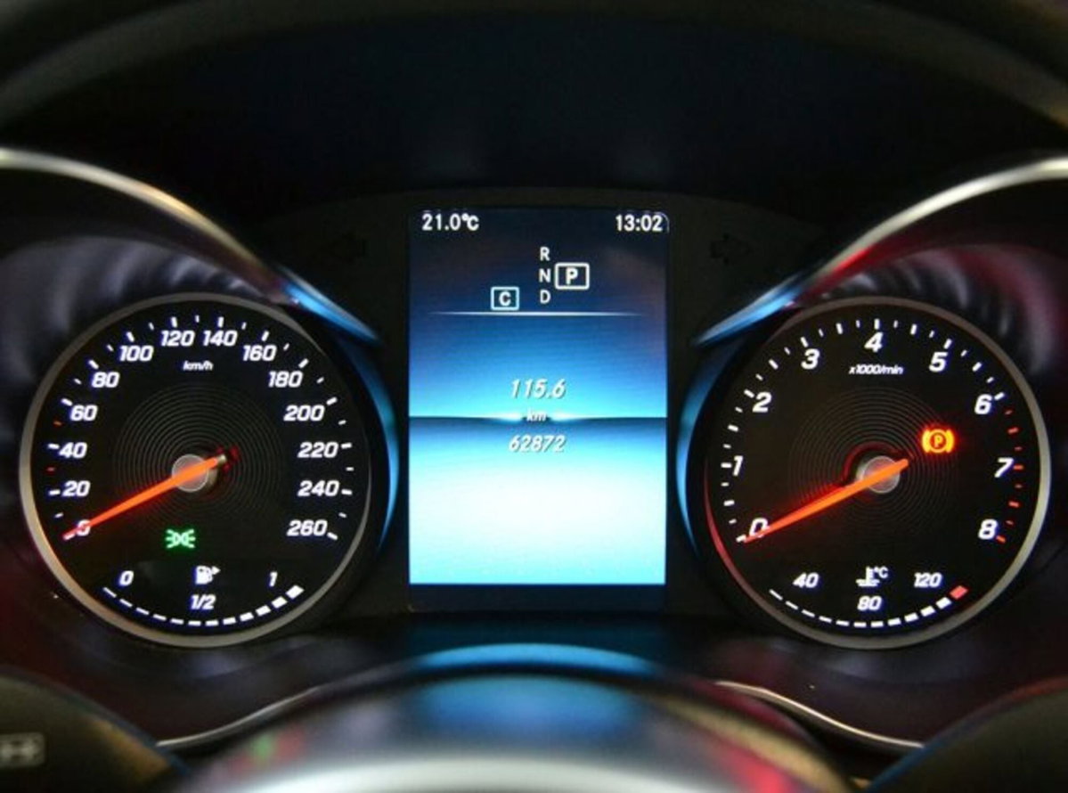 Mercedes-Benz Classe C Cabrio 180 Cabrio Premium (15)