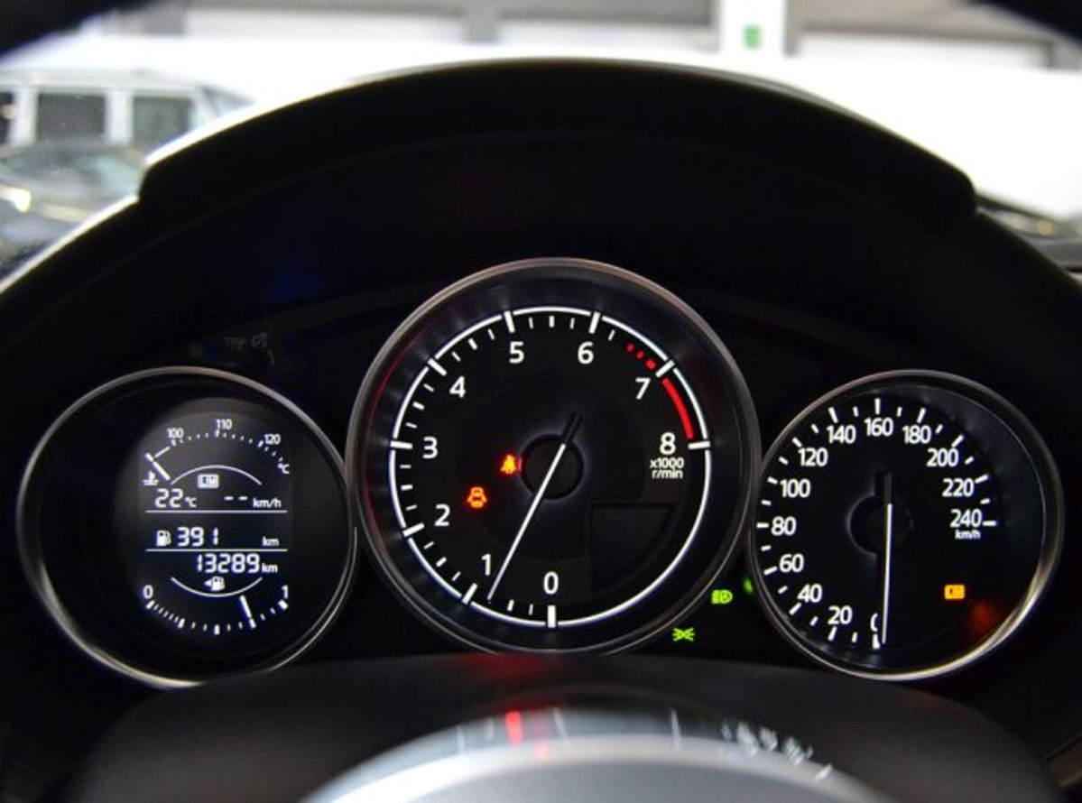 Mazda MX-5 2.0L Skyactiv-G Exceed (10)
