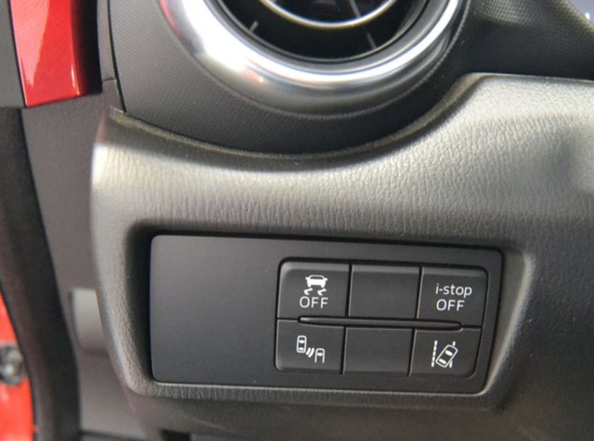 Mazda MX-5 2.0L Skyactiv-G Exceed (9)