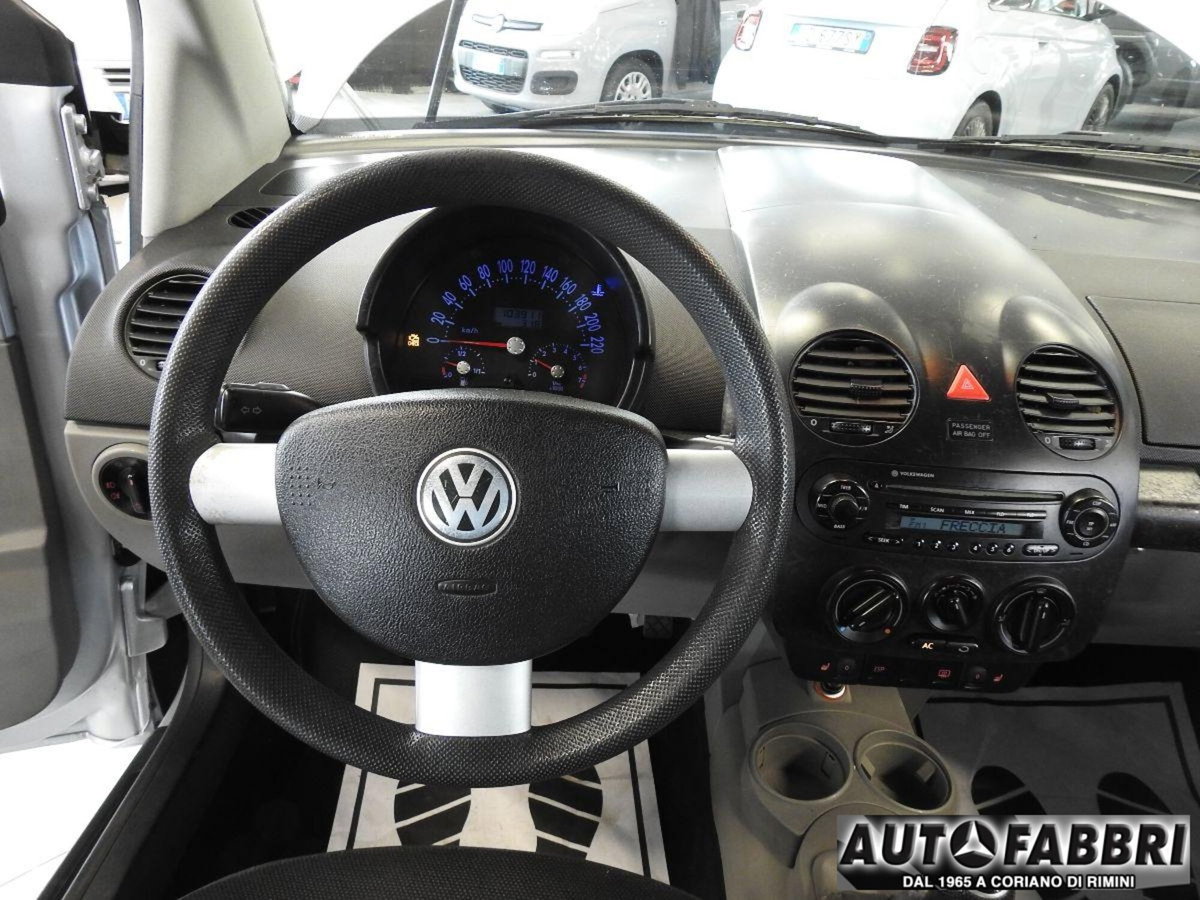 Volkswagen New Beetle Cabrio 1.6 Cabrio (20)