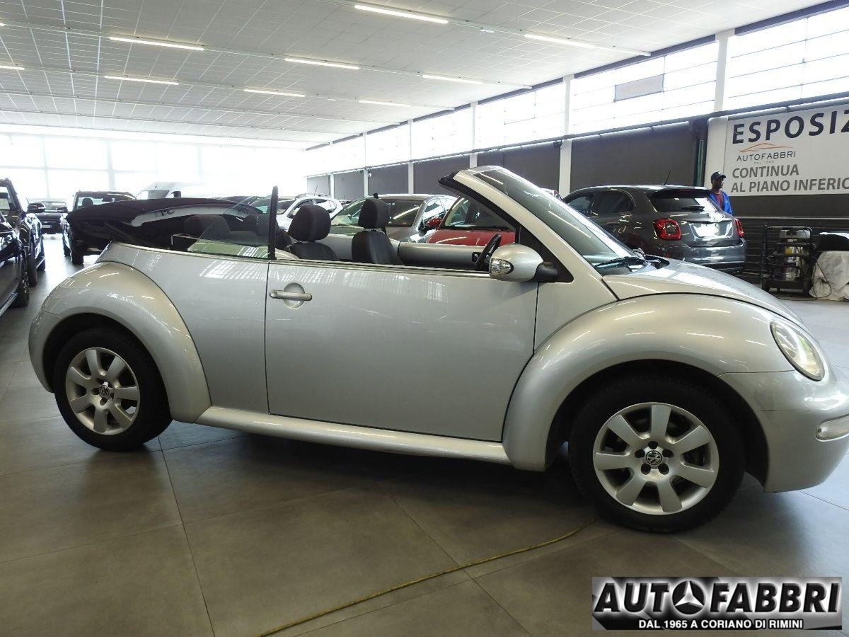 Volkswagen New Beetle Cabrio 1.6 Cabrio (6)