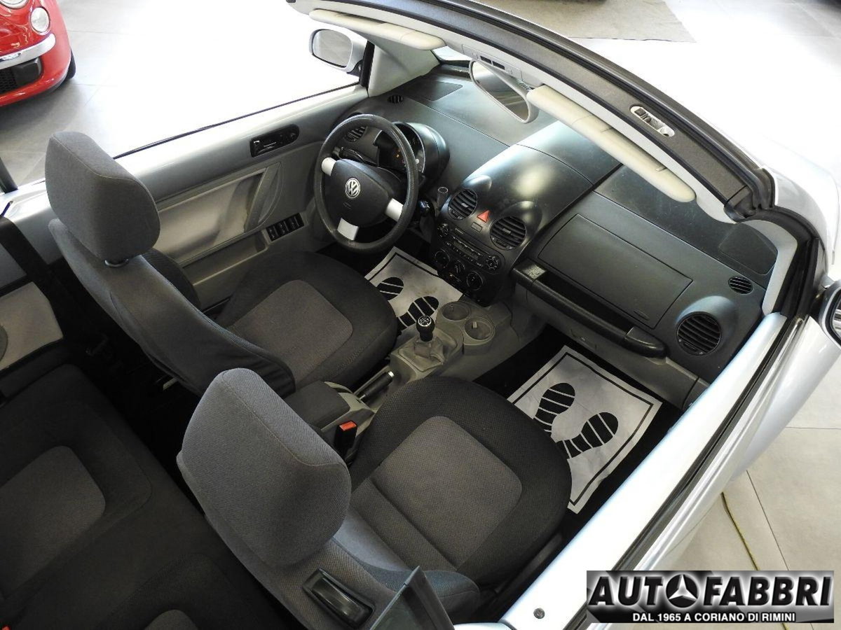 Volkswagen New Beetle Cabrio 1.6 Cabrio (9)
