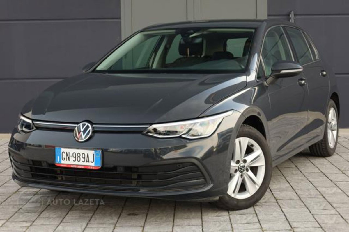 Volkswagen Golf 1.0 TSI EVO Life (2)