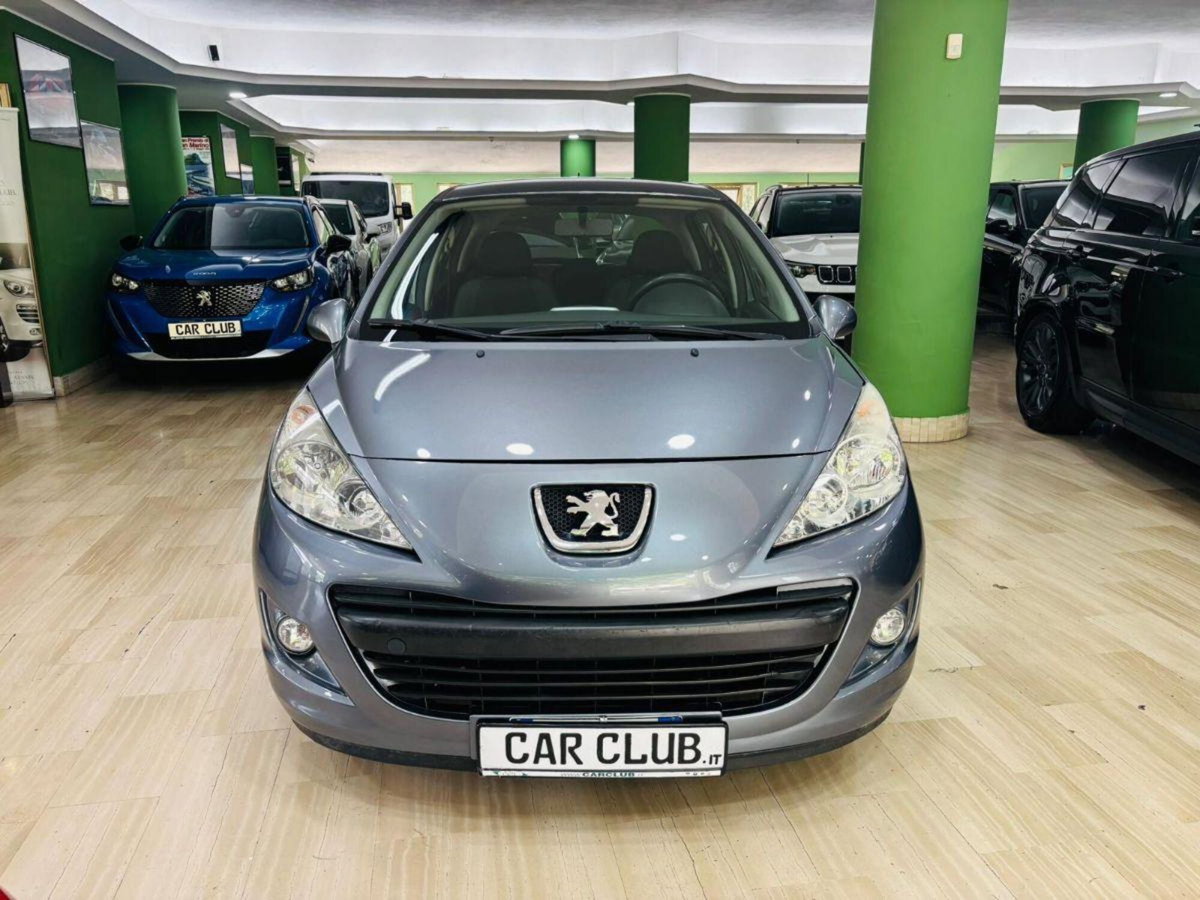 Peugeot 207 HDi 70CV 5p. Allure