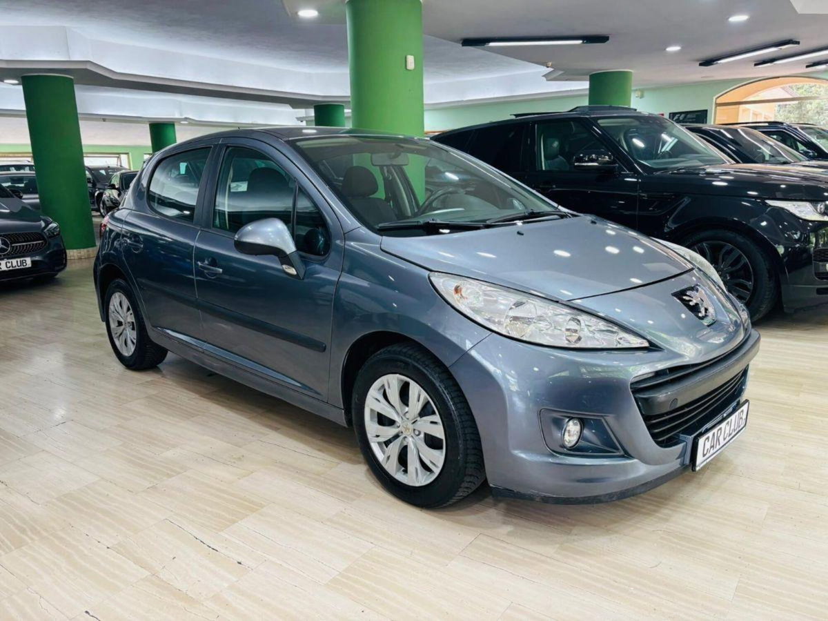 Peugeot 207 HDi 70CV 5p. Allure (2)