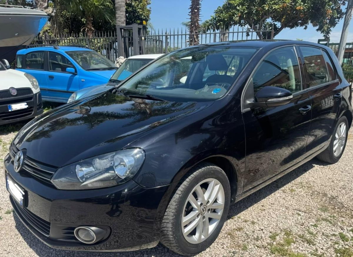 Volkswagen Golf 1.6 TDI DPF 5p. Highline (5)