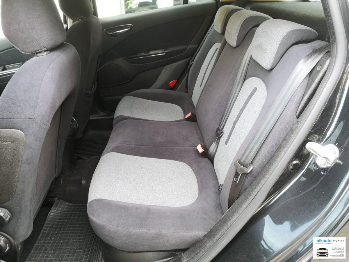 Fiat Bravo 1.6 MJT 120 CV DPF Emotion (19)