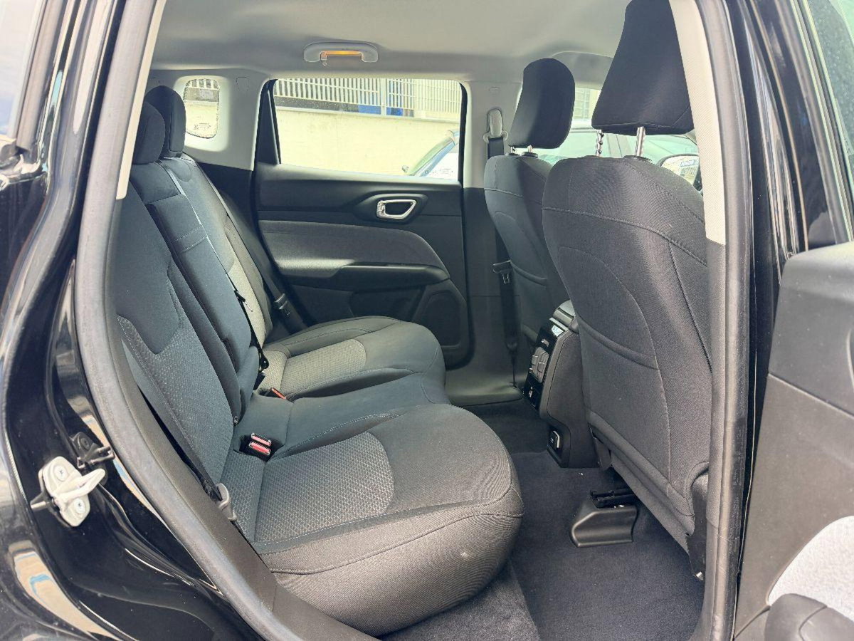 Jeep Compass 1.6 mjt S 2wd 130cv (9)