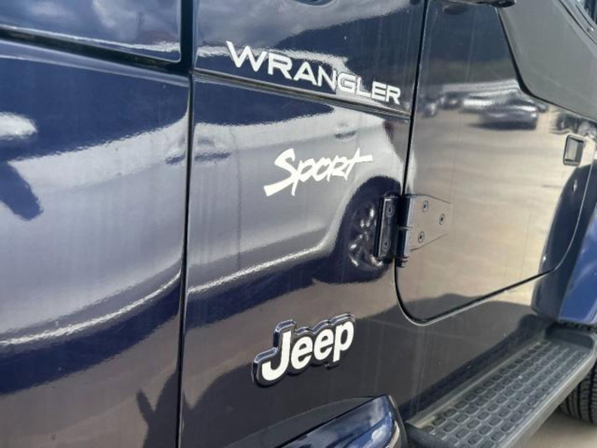 Jeep Wrangler 2.0 Turbo Sport (15)