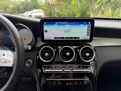 Mercedes-Benz GLC SUV 220 d AMG Line Premium Plus 4matic auto (19)