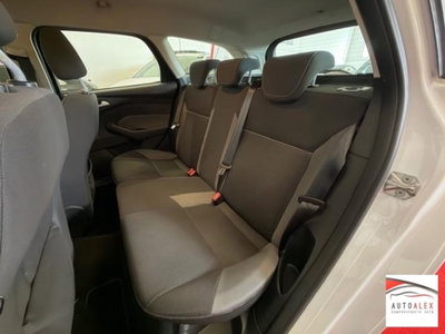 Ford Focus Station Wagon 1.6 TDCi 95 CV SW Titanium (10)