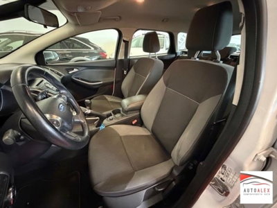 Ford Focus Station Wagon 1.6 TDCi 95 CV SW Titanium (9)