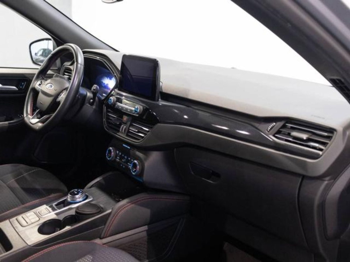 Ford Kuga 1.5 TDCI 120 CV S&S 2WD Plus (13)