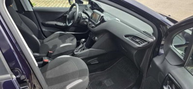 Peugeot 208 75 5 porte Touch (12)