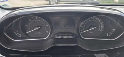 Peugeot 208 75 5 porte Touch (7)