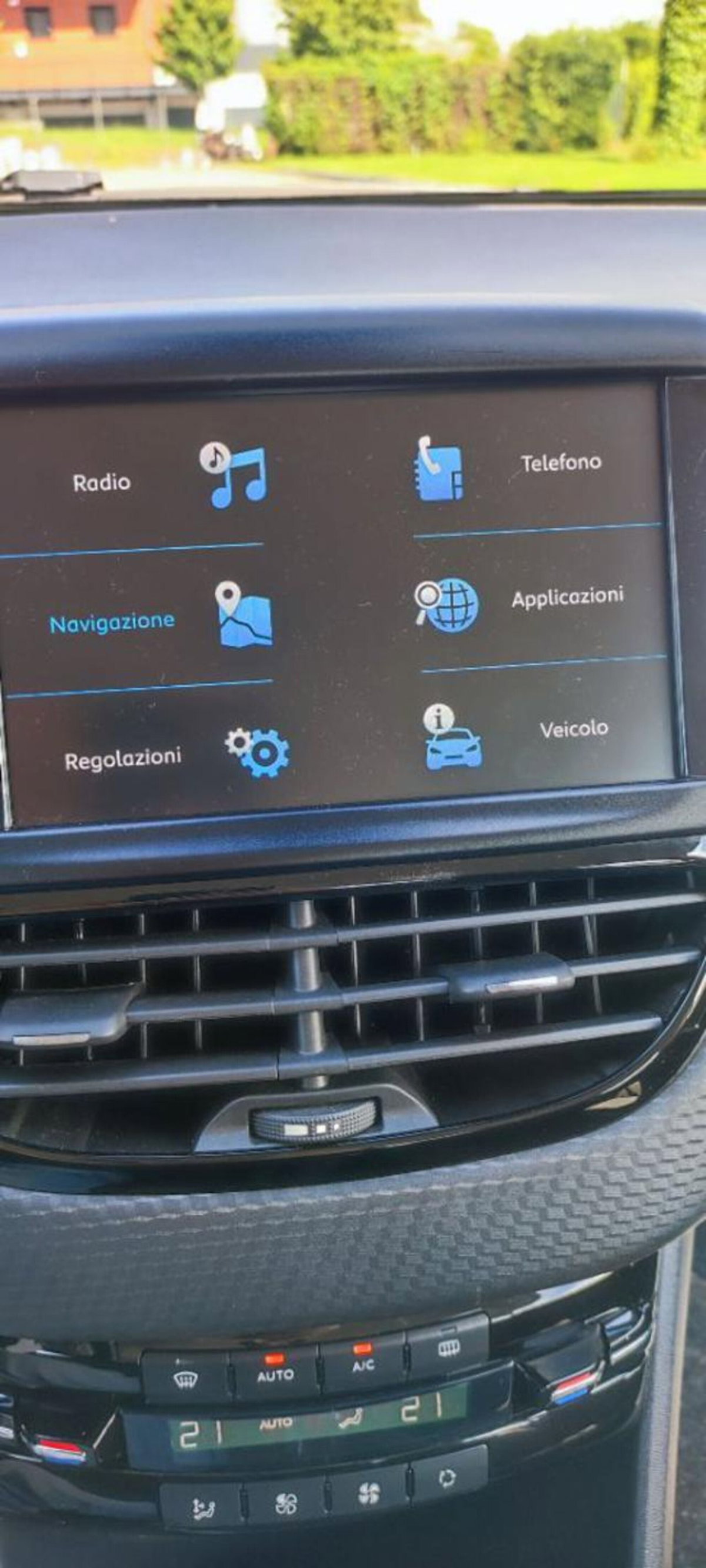 Peugeot 208 82 5 porte Touch (15)