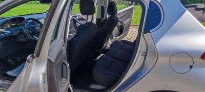 Peugeot 208 82 5 porte Touch (18)
