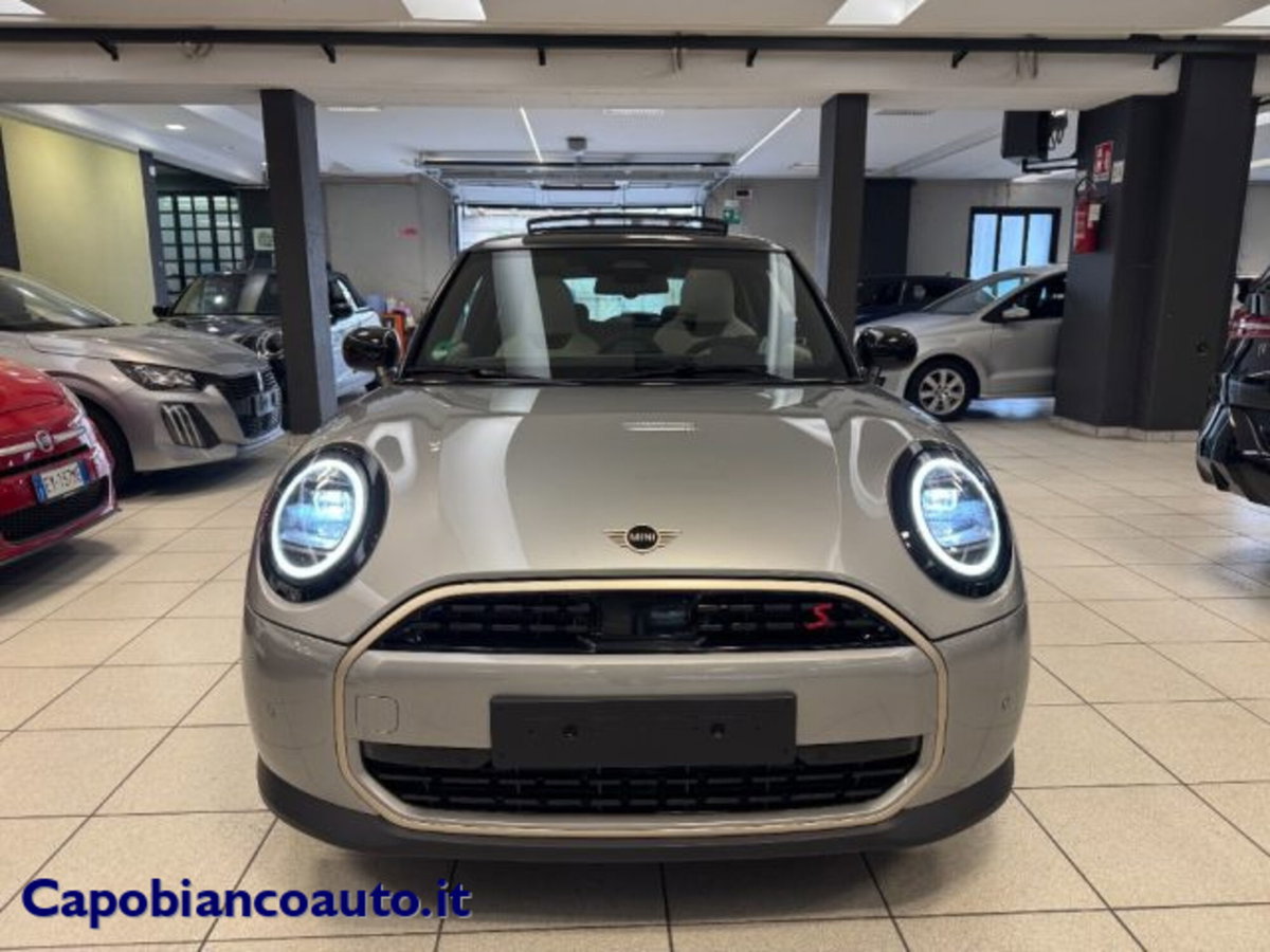 MINI Mini 3p 2.0 S Favoured auto (2)
