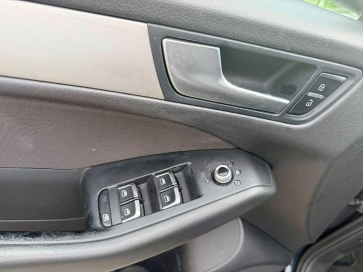 Audi Q5 2.0 TDI 177 CV quattro Advanced Plus (14)