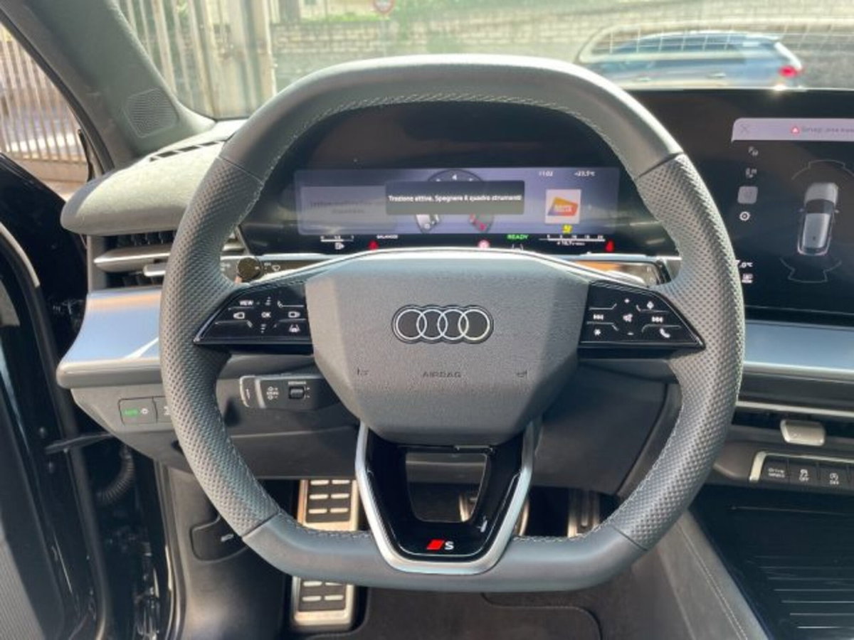 Audi Q3 Sportback 2.0 tfsi S line edition quattro 204cv s-tronic (11)