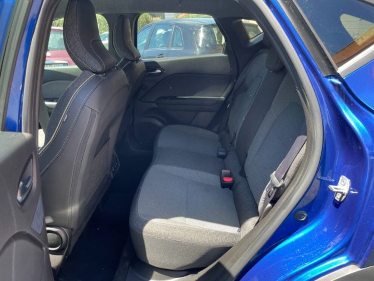Renault Captur 1.0 eco-g Techno 100cv (13)