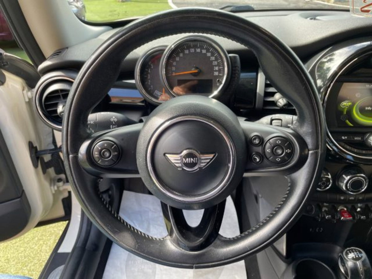 MINI Mini 1.5 Cooper D Business (12)