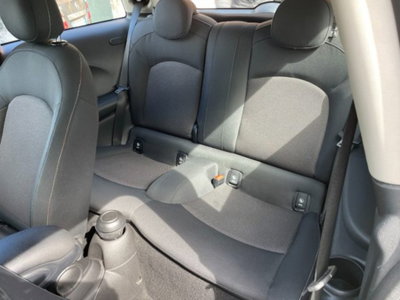 MINI Mini 1.5 Cooper D Business (13)