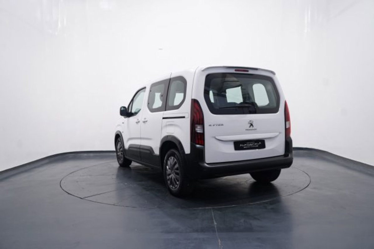 Peugeot Rifter Puretech 110 S&S Allure Standard (4)