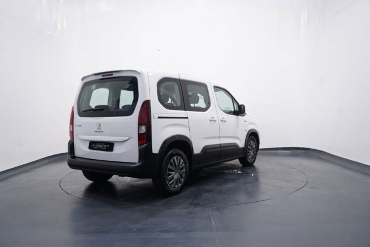 Peugeot Rifter Puretech 110 S&S Allure Standard (6)