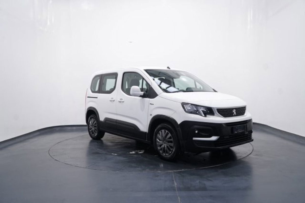 Peugeot Rifter Puretech 110 S&S Allure Standard (8)