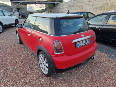 MINI Mini 1.6 16V Cooper (6)